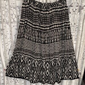 Lane Bryant Black and White Geometric A-Line Skirt